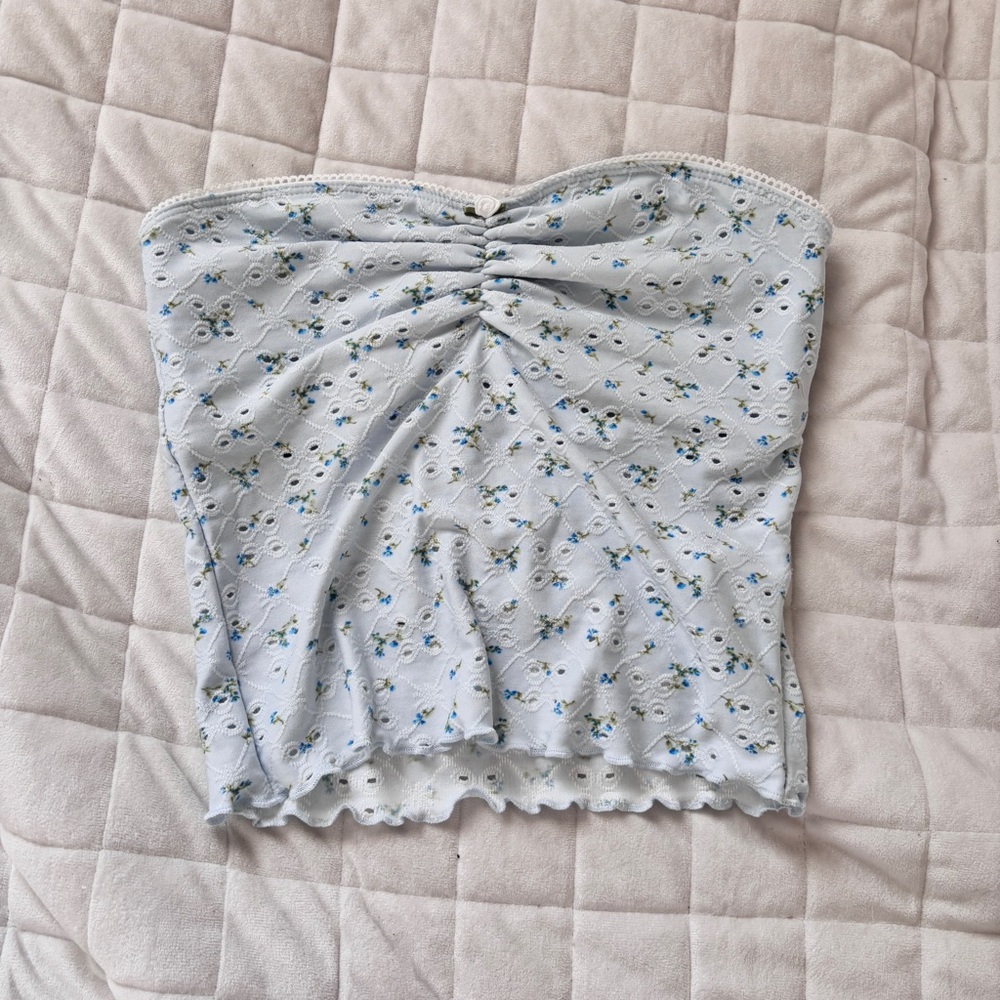 Forever 21 Floral Eyelet Tank Top - Light Blue